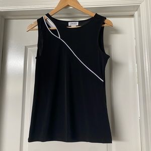 Carmen - women’s black tank w white trim size small